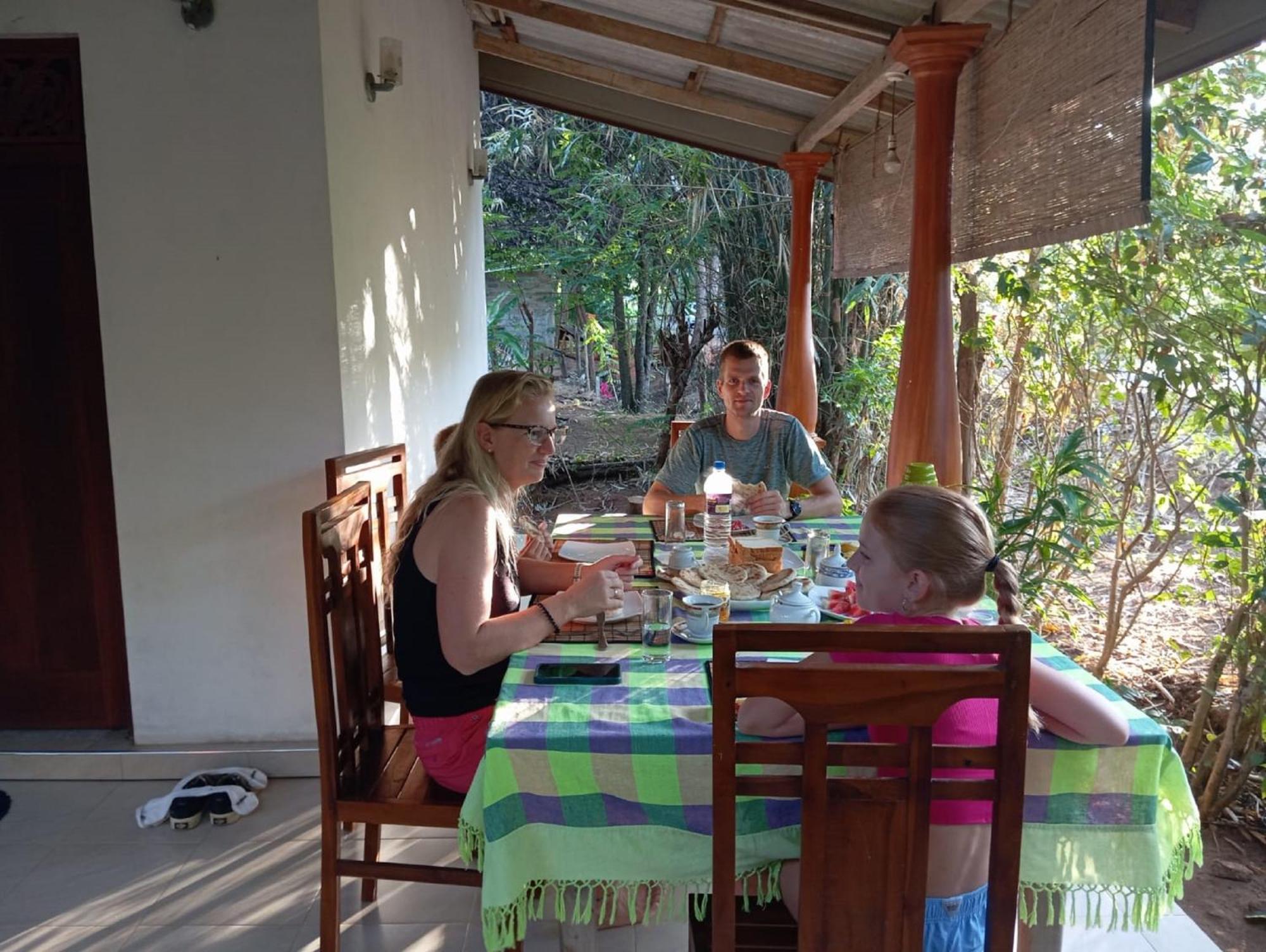Keerthi Homestay Sigiriya Exterior photo